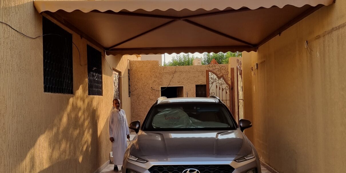 مظلات سياره