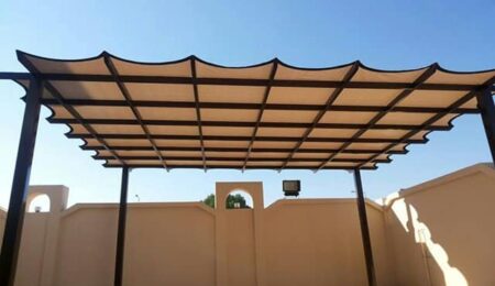 مظلات وسواتر