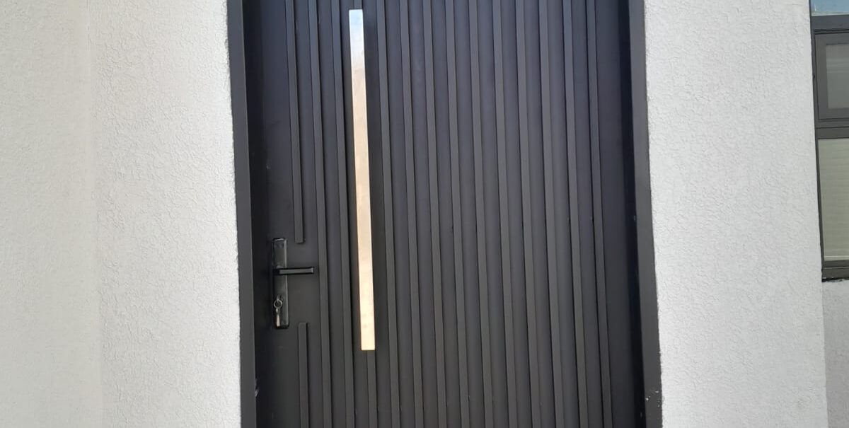 ابواب حديد خارجية كبس