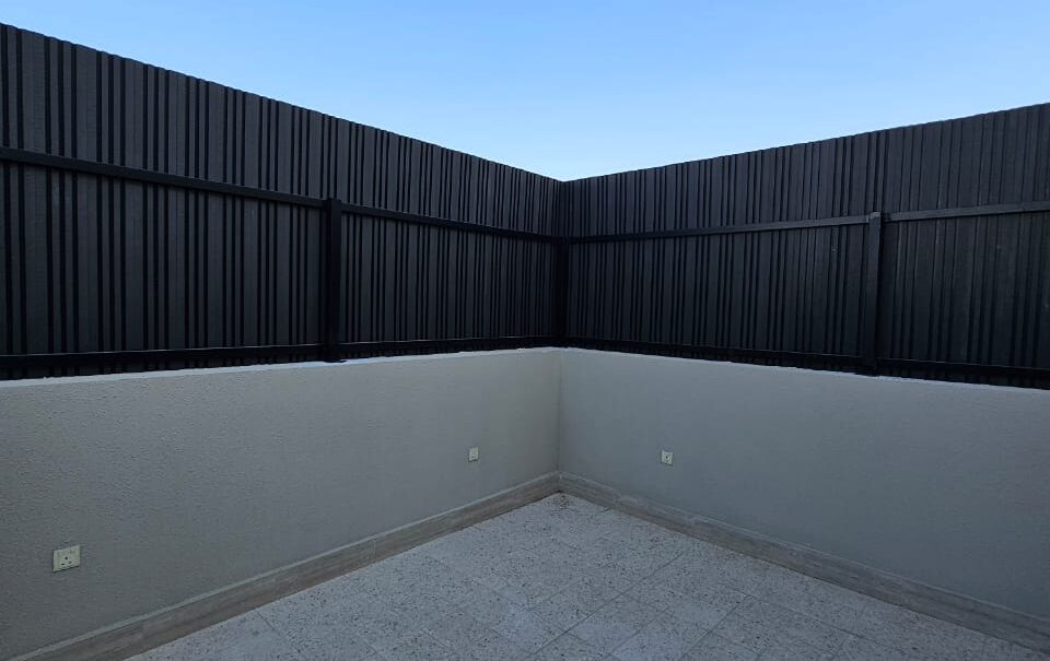 تركيب سواتر خشب معالج