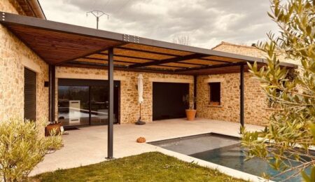 مظلات خيزران في الرياض