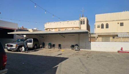 مظلات محطات بترول